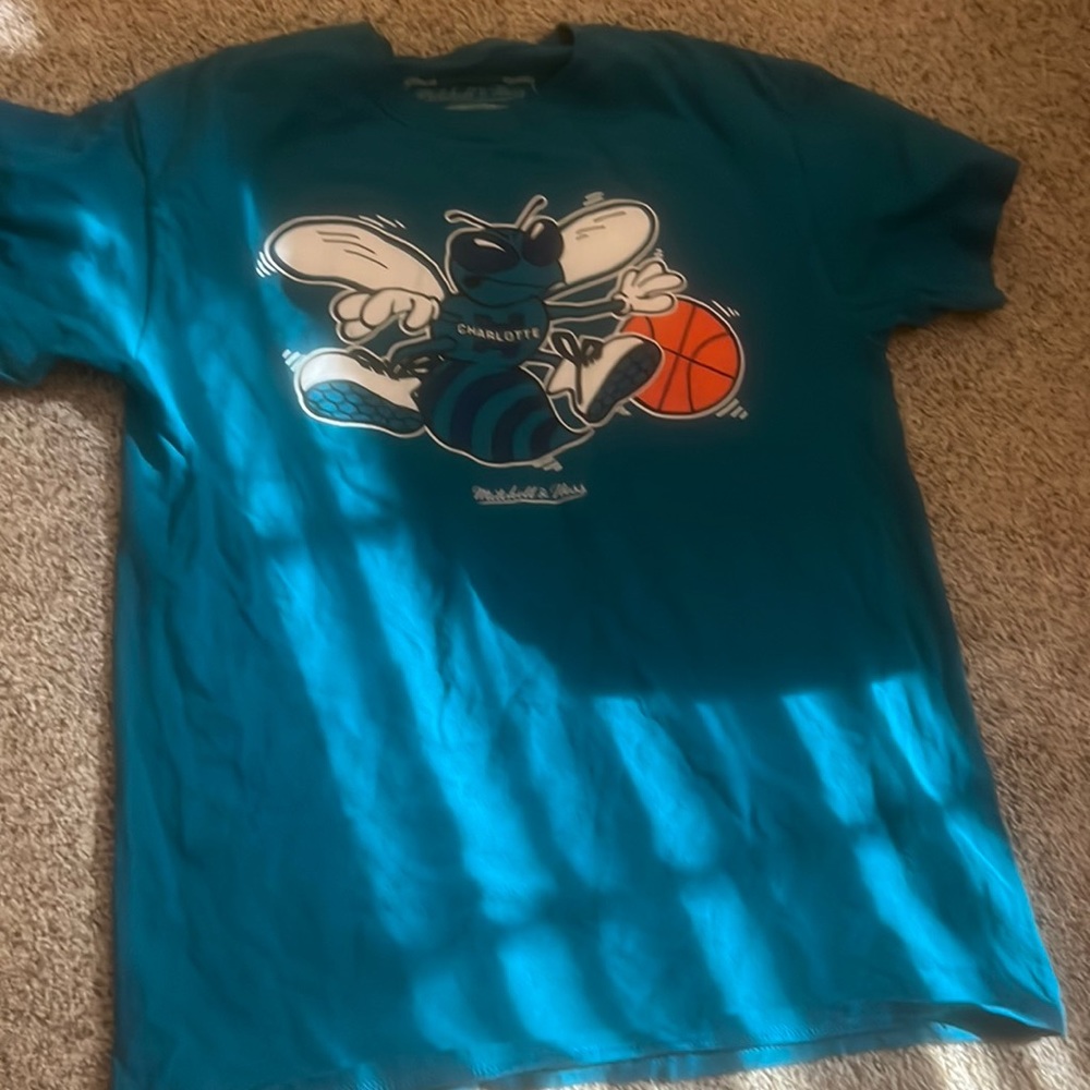 Mitchell and ness charlotte hornets t-shirt